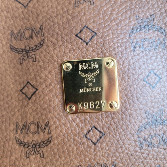 McM choco tote - Picture 7 of 7